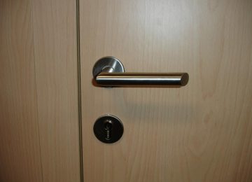 Puertas en Block con Cerco Telescópico